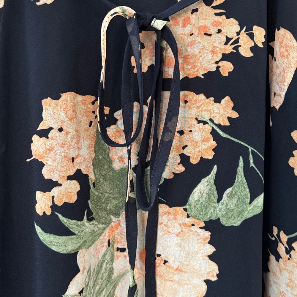 Lulu’s Feeling Freesia Navy Blue Floral Print Maxi Dress Size Small - Picture 6 of 9
